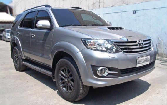 2015 Toyota Fortuner 2.5 V AT for sale 