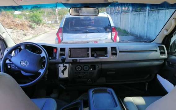 Toyota Hiace Super Grandia 2013 for sale-7