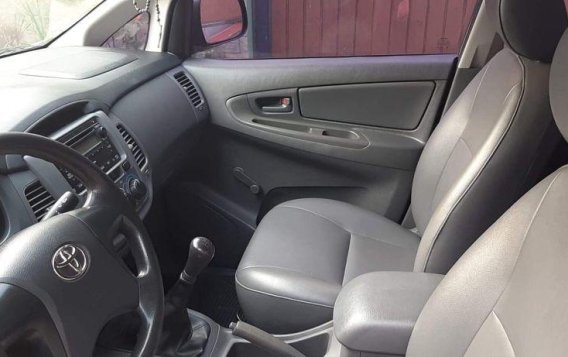 2014 Toyota Innova J FOR SALE-6