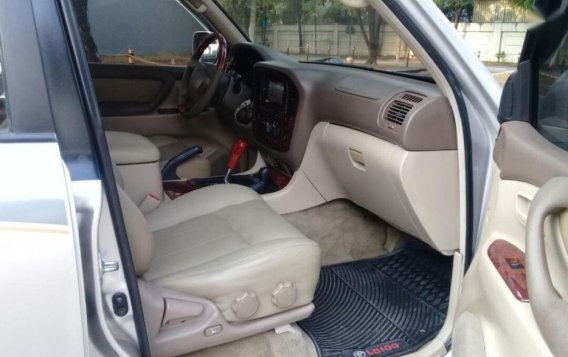 Well kept Toyota Land Cruiser for sale-5