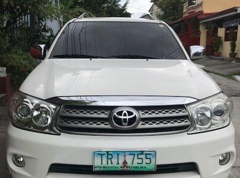 Toyota Fortuner 2011 for sale -5