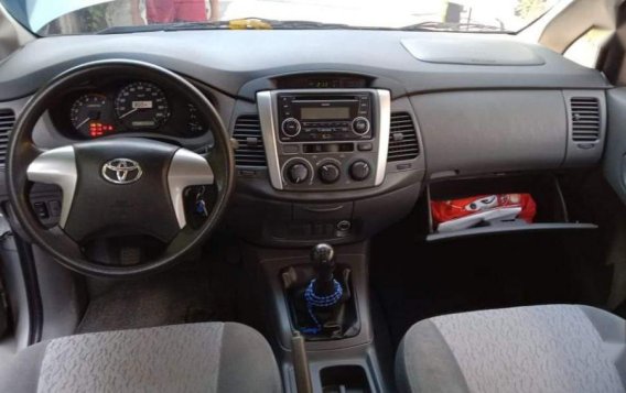 2013 Toyota Innova E for sale-8