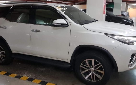 Toyota Fortuner 2.4 V 2017 for sale 