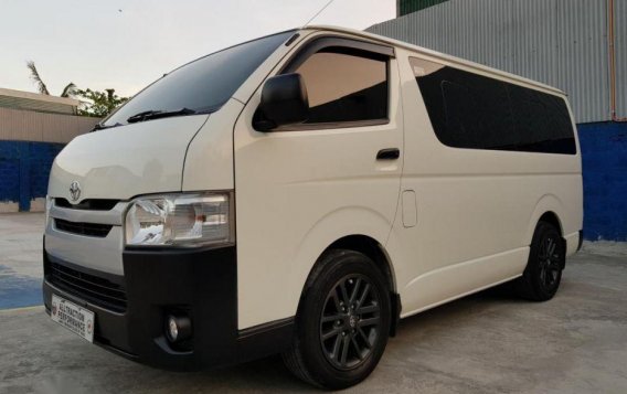 Toyota Hiace Commuter 2015 for sale -11