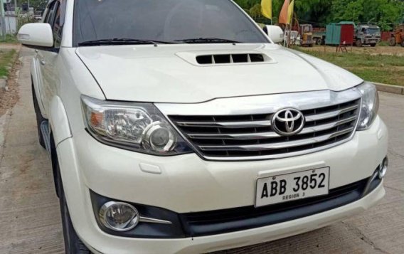 Toyota Fortuner 2015 V for sale-2