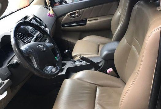 Toyota Fortuner 2012 AT for sale -6