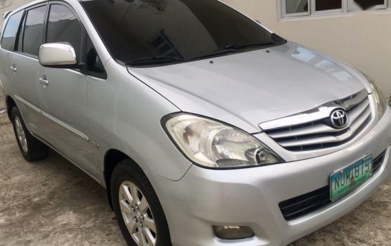 Toyota Innova G 2010 for sale -2