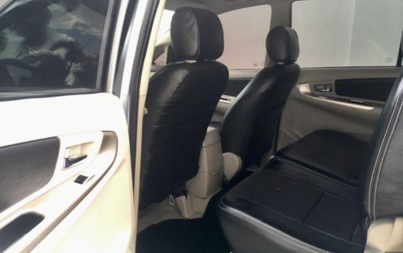 Toyota Innova G 2010 for sale -9