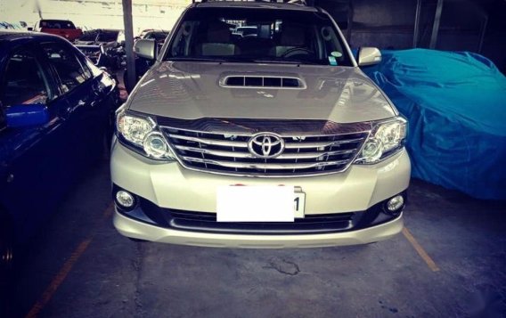 2014 Toyota Fortuner 4x2 VNT for sale -3