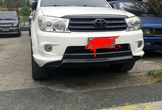 Toyota Fortuner 2010 for sale-1