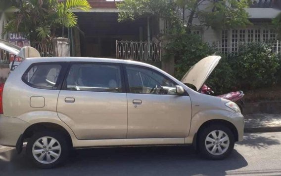 Toyota Avanza 2010 G For sale -2