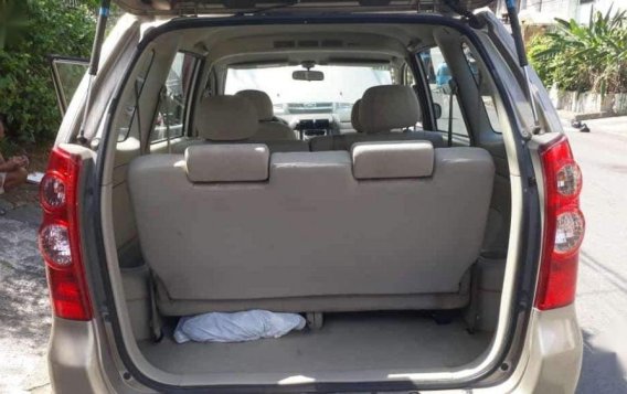 Toyota Avanza 2010 G For sale -3