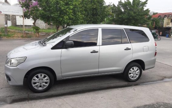 Toyota Innova E 2015 for sale-2