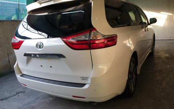 2019 Toyota Sienna for sale-9