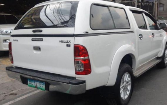 Selling 2nd Hand (Used) Toyota Hilux 2014 in Quezon City-5