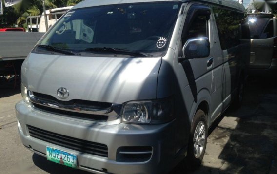 Selling 2nd Hand (Used) Toyota Hiace 2010 in Manila-1