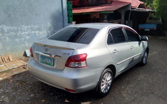 Selling Toyota Vios 2009 Automatic Gasoline in Ternate-1