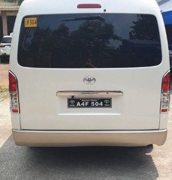 Selling 2nd Hand (Used) Toyota Hiace 2018 in Quezon City-2