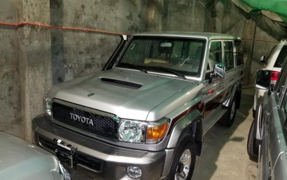 Selling Brand New Toyota Land Cruiser in Cebu City-9