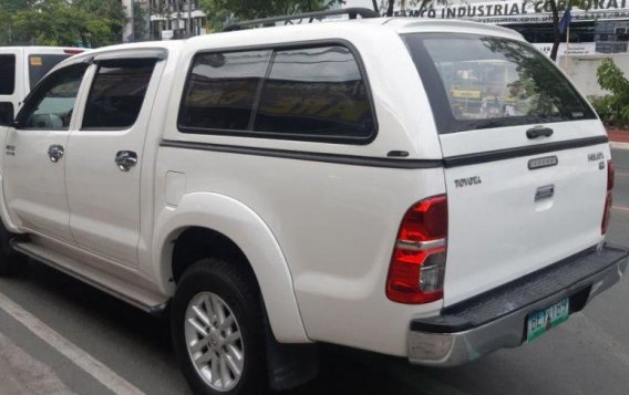 Selling 2nd Hand (Used) Toyota Hilux 2014 in Quezon City-6