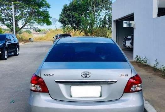 Selling 2nd Hand (Used) Toyota Altis 2009 in Quezon City-1