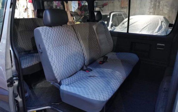  2nd Hand (Used) Toyota Hiace 2000 Manual Gasoline for sale in Manila-7