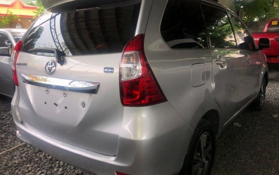 Selling Silver 2017 Toyota Avanza in Quezon City-1