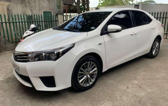 Selling 2nd Hand (Used) Toyota Altis 2016 in Cebu City-3