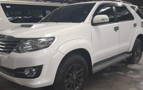 Toyota Fortuner 2016 Manual Diesel for sale in Quezon City-1