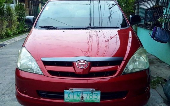 Selling 2nd Hand (Used) Toyota Innova 2005 in Santa Rosa