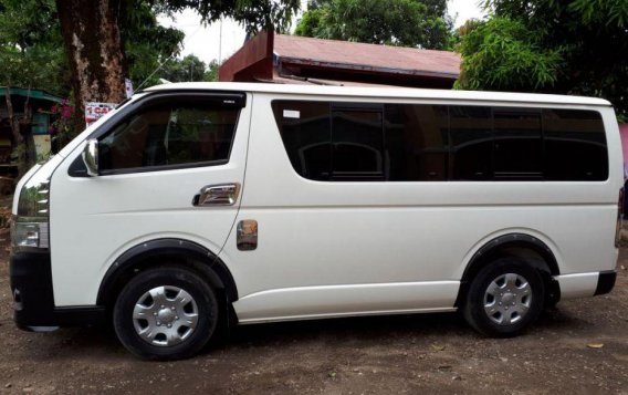Selling 2nd Hand (Used) 2014 Toyota Hiace in Tuy-2