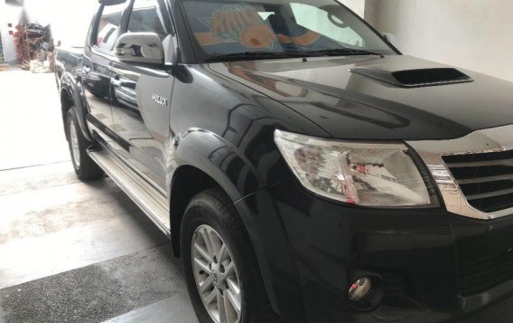 Selling 2nd Hand (Used) Toyota Hilux 2014 in Caloocan-2