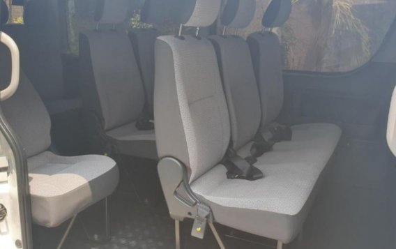 Selling 2nd Hand (Used) Toyota Hiace 2018 in Quezon City-5