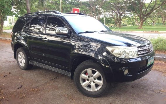 2nd Hand (Used) Toyota Fortuner 2010 for sale in Davao City-1