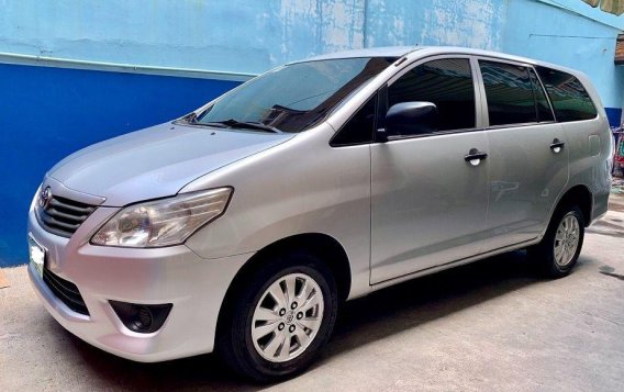 Selling 2nd Hand (Used) Toyota Innova 2012 Automatic Diesel in Caloocan