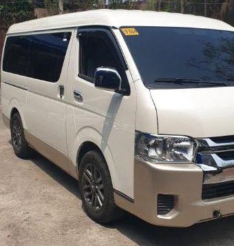 Selling 2nd Hand (Used) Toyota Hiace 2018 in Quezon City-1