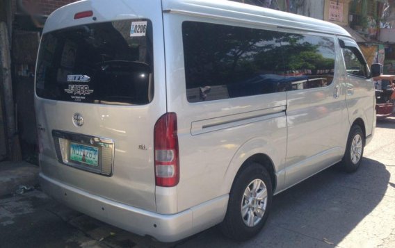 Selling 2nd Hand (Used) Toyota Hiace 2010 in Manila-3