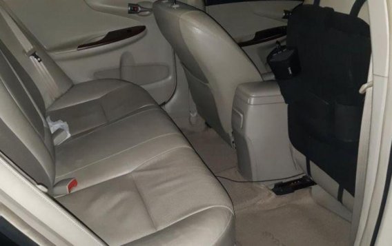 2nd Hand (Used) Toyota Altis 2011 for sale in Makati-6