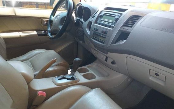  2nd Hand (Used) Toyota Fortuner 2006 Automatic Gasoline for sale in Valenzuela-3