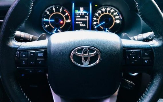 Black Toyota Fortuner 2016 Automatic Diesel for sale in Quezon City-8