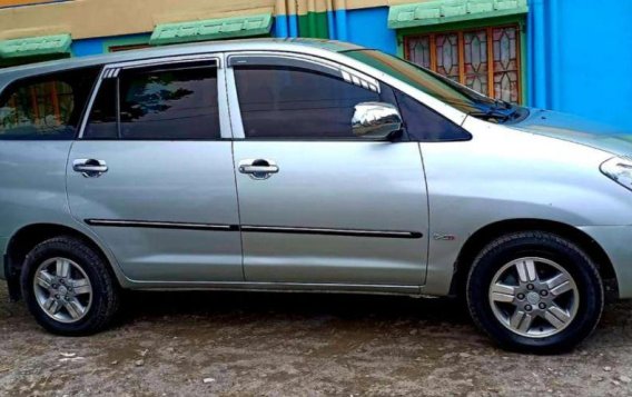 Selling 2nd Hand (Used) Toyota Innova 2005 in Dagupan-9