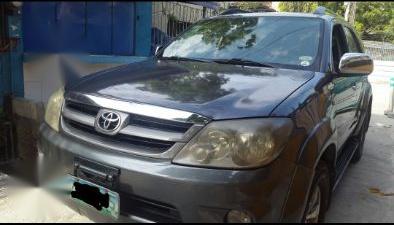  2nd Hand (Used) Toyota Fortuner 2006 Automatic Gasoline for sale in Valenzuela