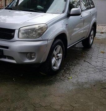 2nd Hand (Used) Toyota Rav4 2005 for sale in Davao City-5