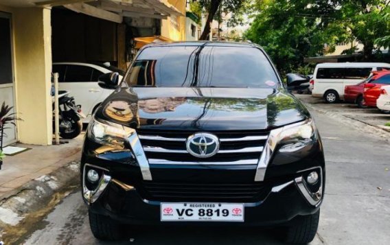Black Toyota Fortuner 2016 Automatic Diesel for sale in Quezon City-2