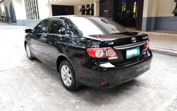 Selling Toyota Altis 2013 at 62000 in Quezon City-2