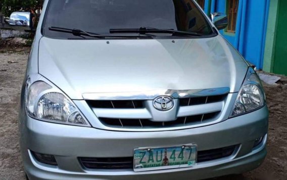 Selling 2nd Hand (Used) Toyota Innova 2005 in Dagupan-10