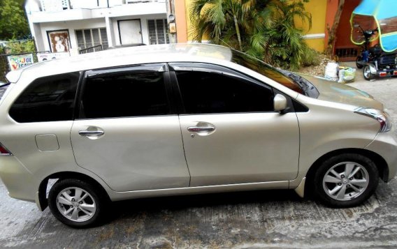 2012 Toyota Avanza for sale in Quezon City-9