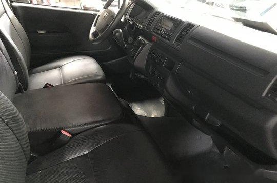 Toyota Hiace 3.0 Commuter MT 2018 for sale -5