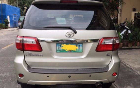  2nd Hand (Used) Toyota Fortuner 2011 for sale in Pasig-3