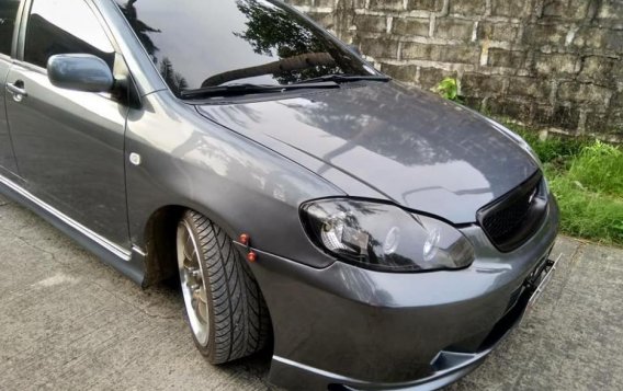 Selling 2nd Hand (Used) Toyota Corolla Altis 2002 in Manila-1